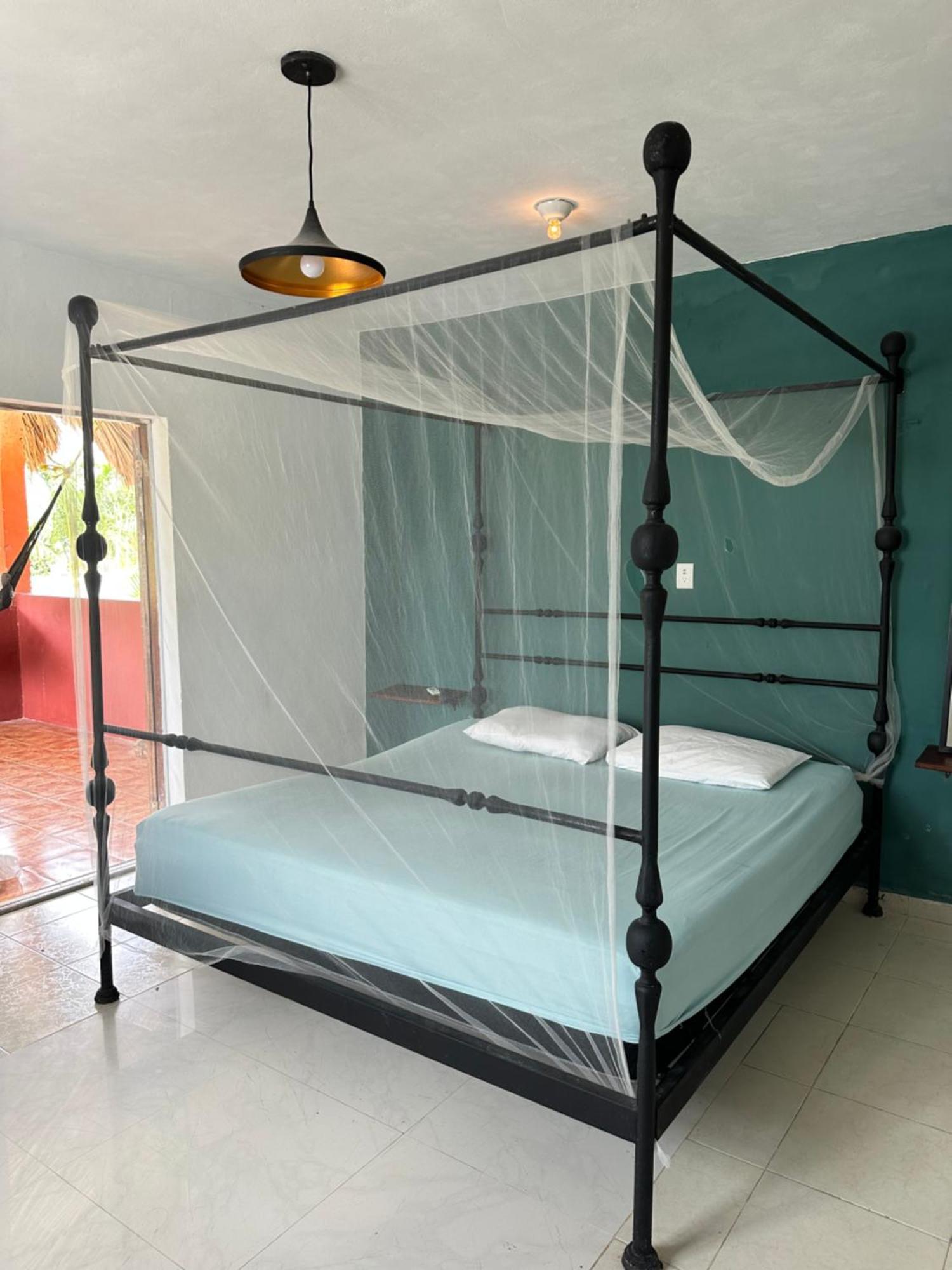 Black Jaguar Hostel Bacalar Zewnętrze zdjęcie